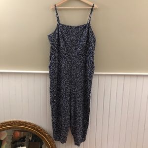 3/$25 💖Floral Wide-leg Jumpsuit with pockets